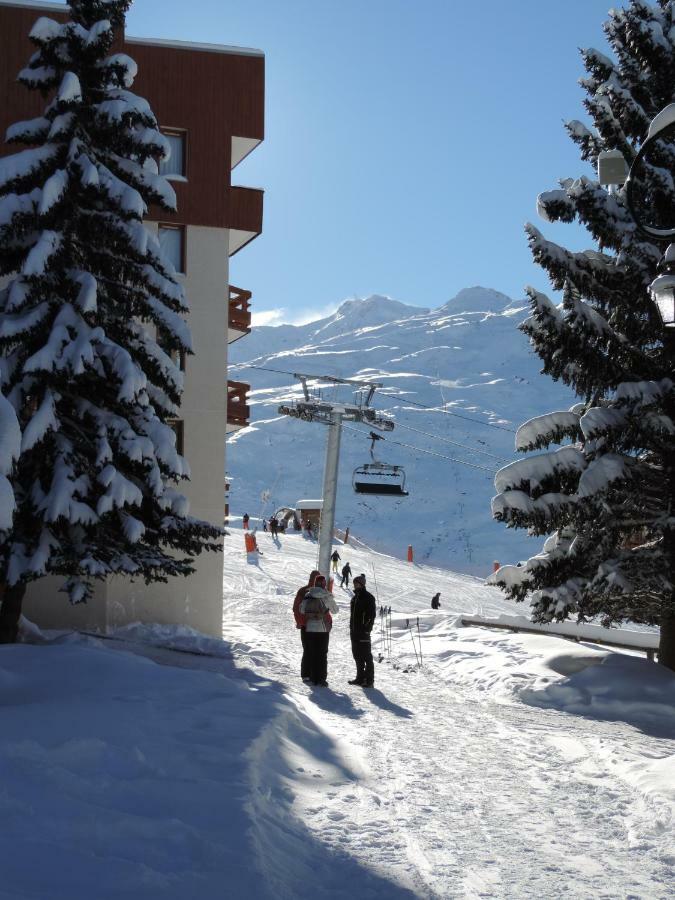 Appartement Les Menuires - 4 Personnes A 20 M Des Pistes سان-مارتن-دي-بيفيل المظهر الخارجي الصورة